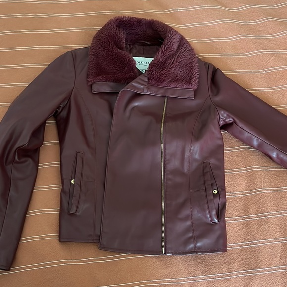 Perfect condition faux leather maroon jacket - Picture 6 of 8